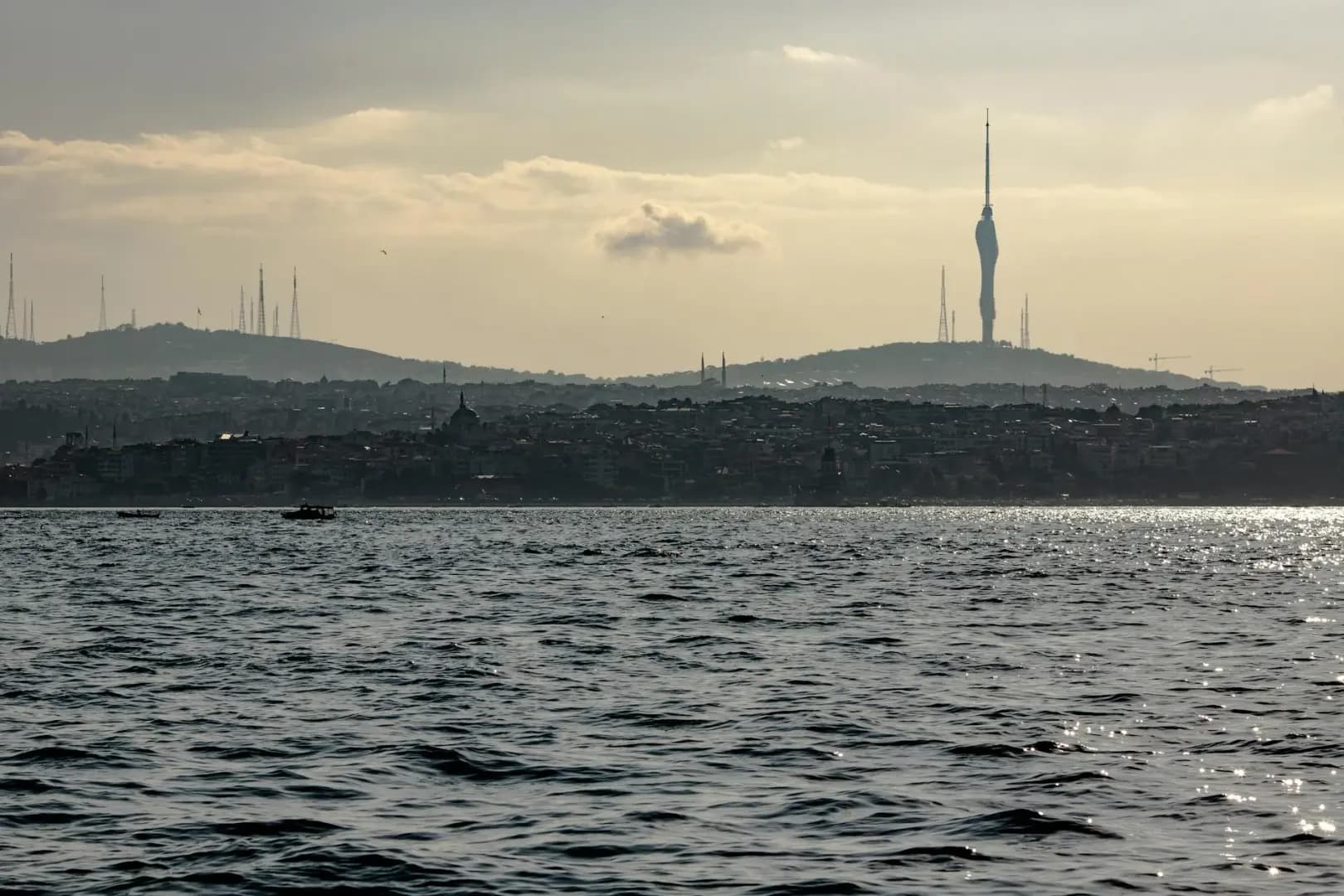 Gülüş Yolculuğunuz İstanbul'da Başlıyor